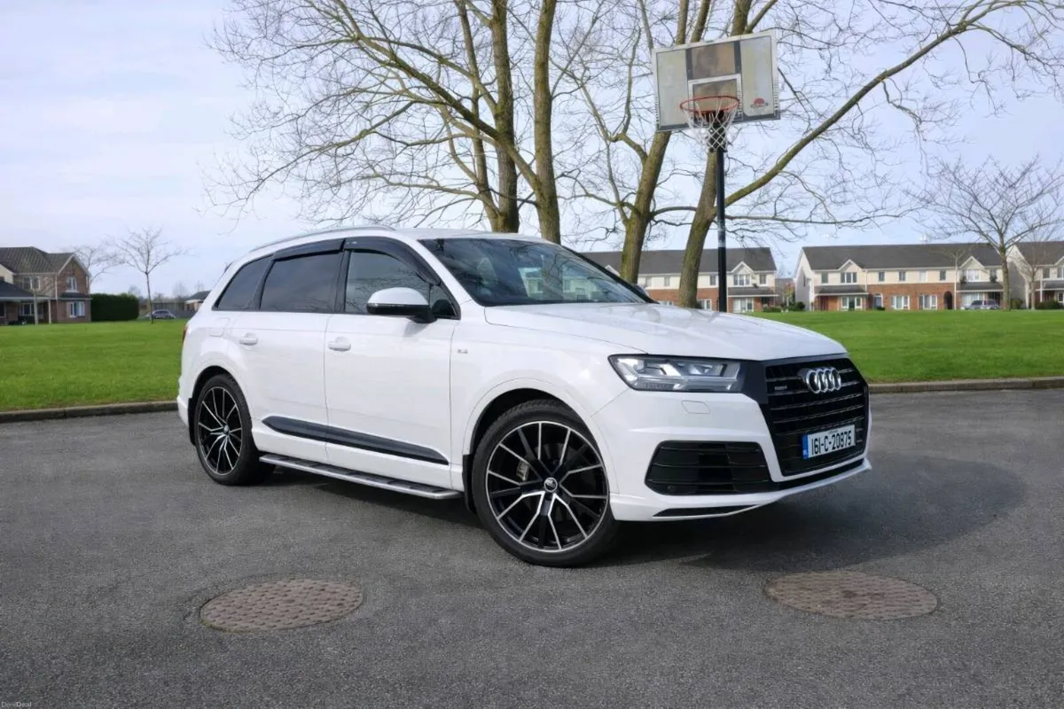 161 Audi Q7 3.0 TDI S-Line 7 Seater Full History - Image 1