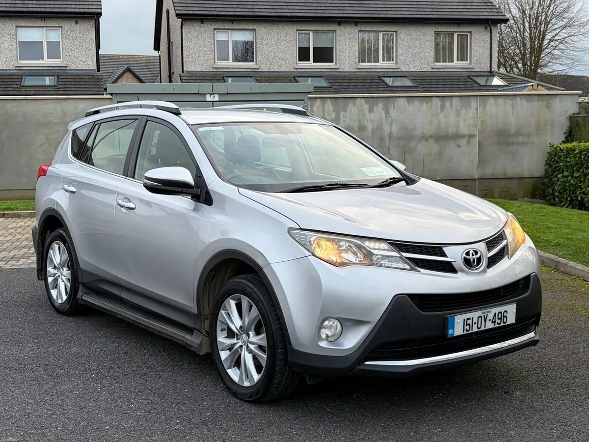 2015 Toyota RAV4 AWD - Image 1