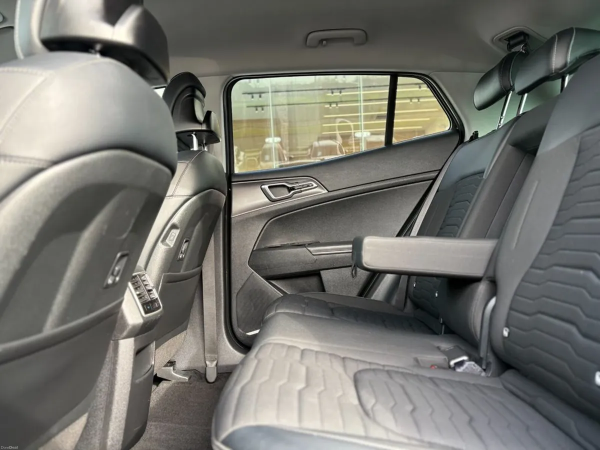 Kia Sportage 1.6 K3 Plug in hybrid - Image 4