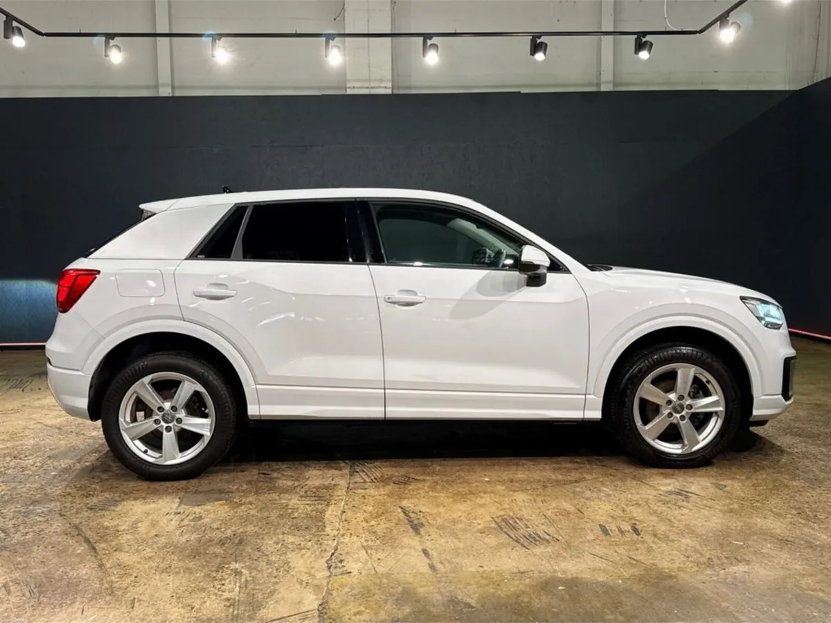 Audi Q2 1.0 TFSI - Image 3