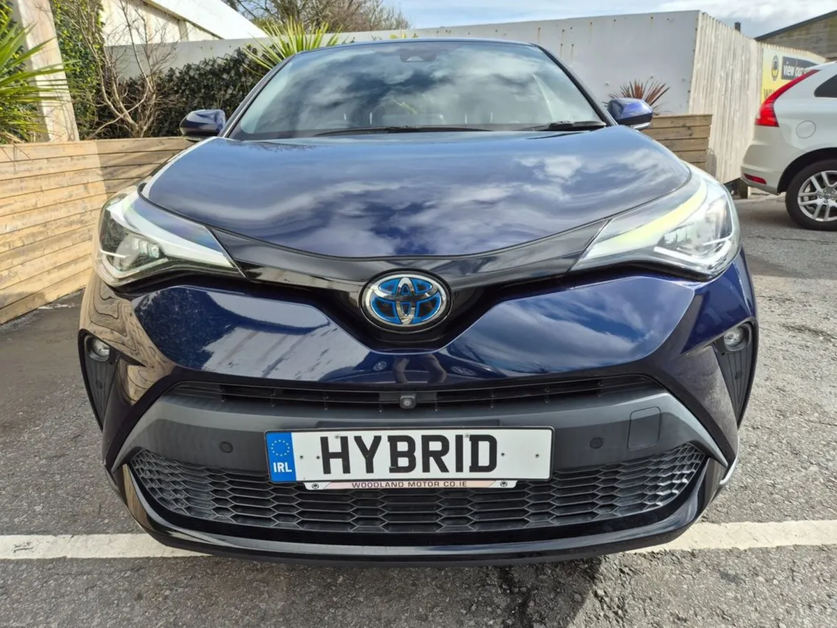 Toyota C-HR 1.8 HYBRID / SOL G-PACK WITH SAFETY PA - Image 4