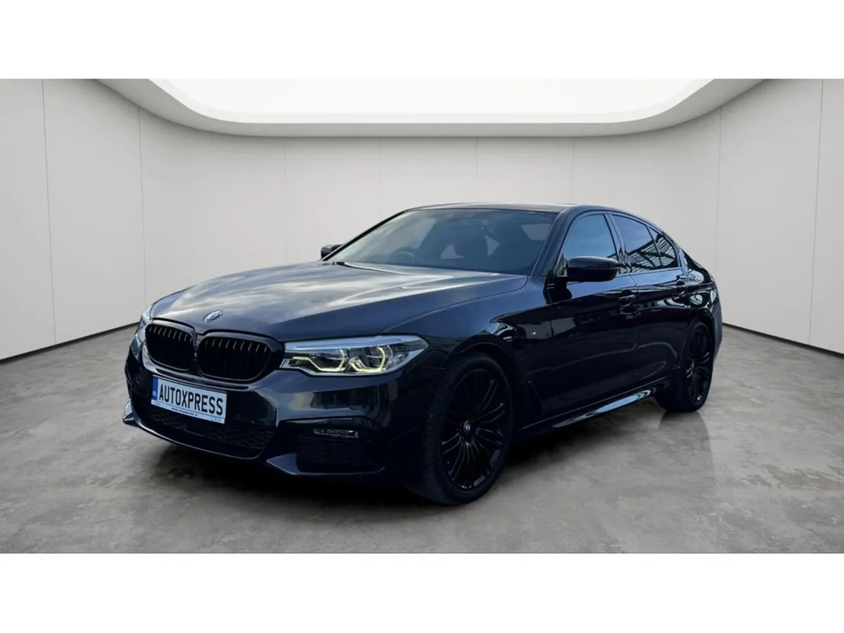 BMW 5-Series 2.0 Automatic - Image 3