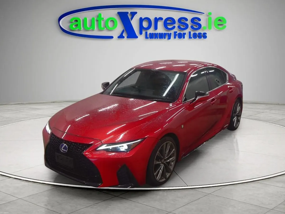 Lexus IS F SPORT, Hybrid, Automatic - Image 3