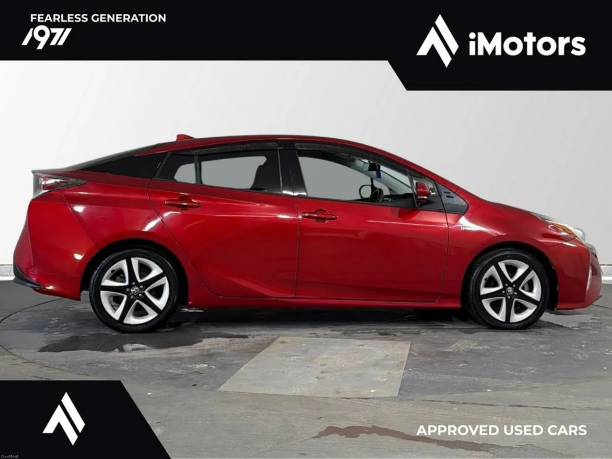 Toyota Prius HYBRID TOURING - Image 2