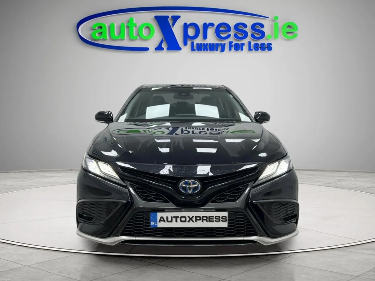 Toyota Camry HYBRID WS Low Mileage , Reversing cam - Image 3