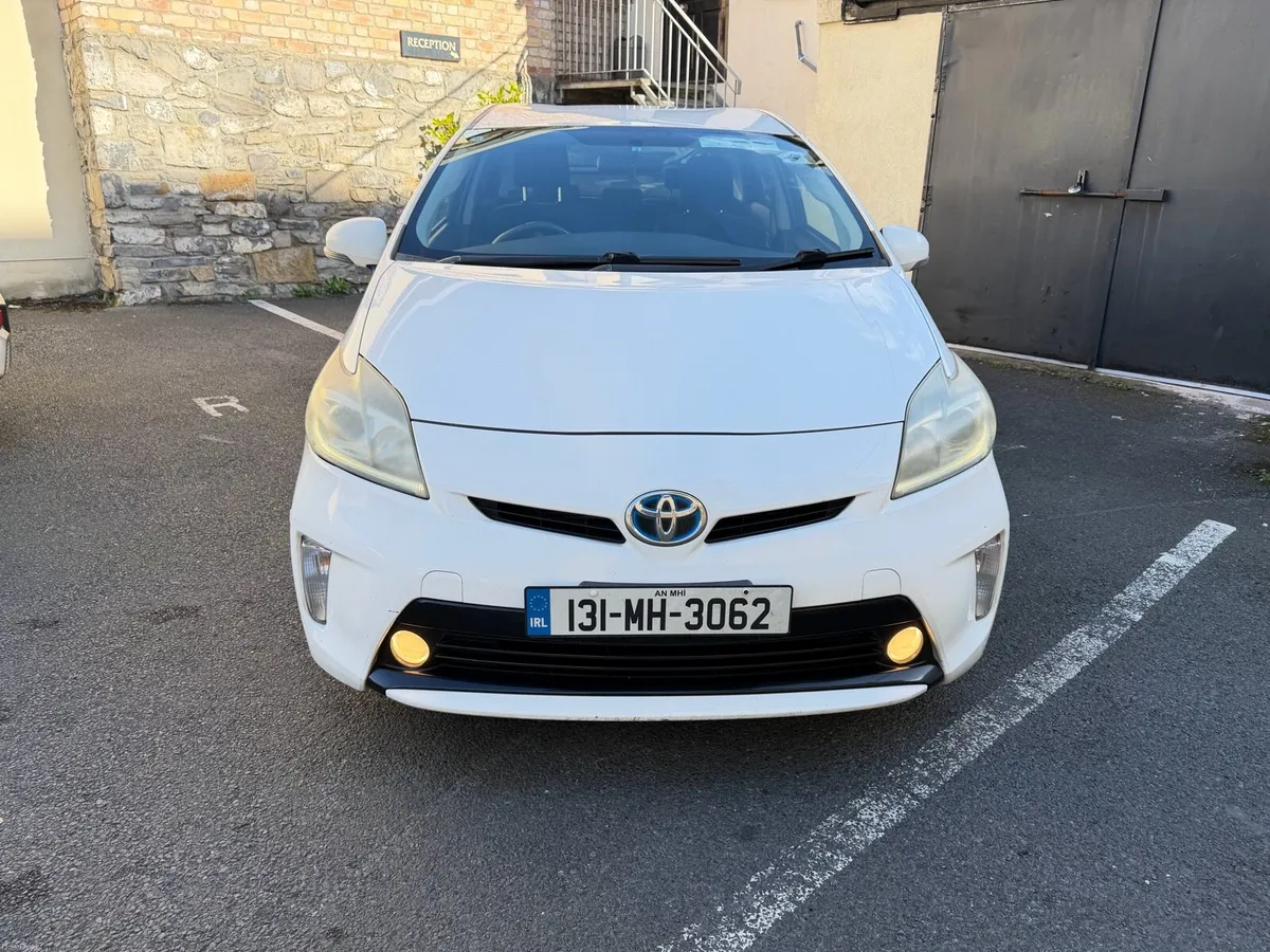 2013 Toyota Prius Hybrid Automatic 11/26 NCT Clean - Image 2