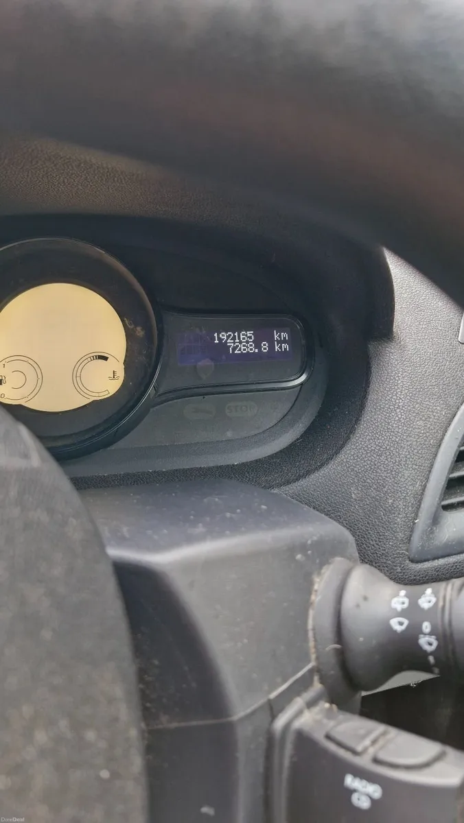 Renault Megane 2010 - Image 2