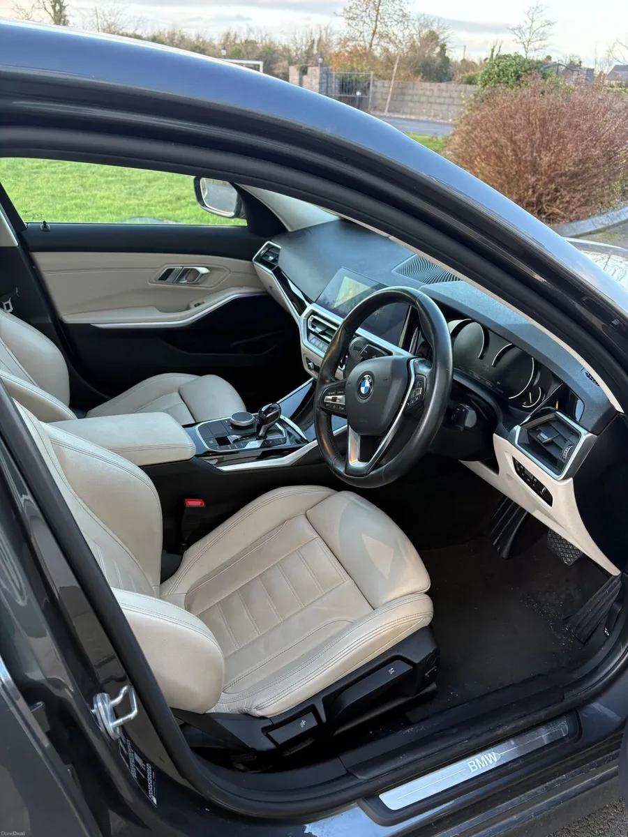 BMW 3-Series 2020 - Image 4