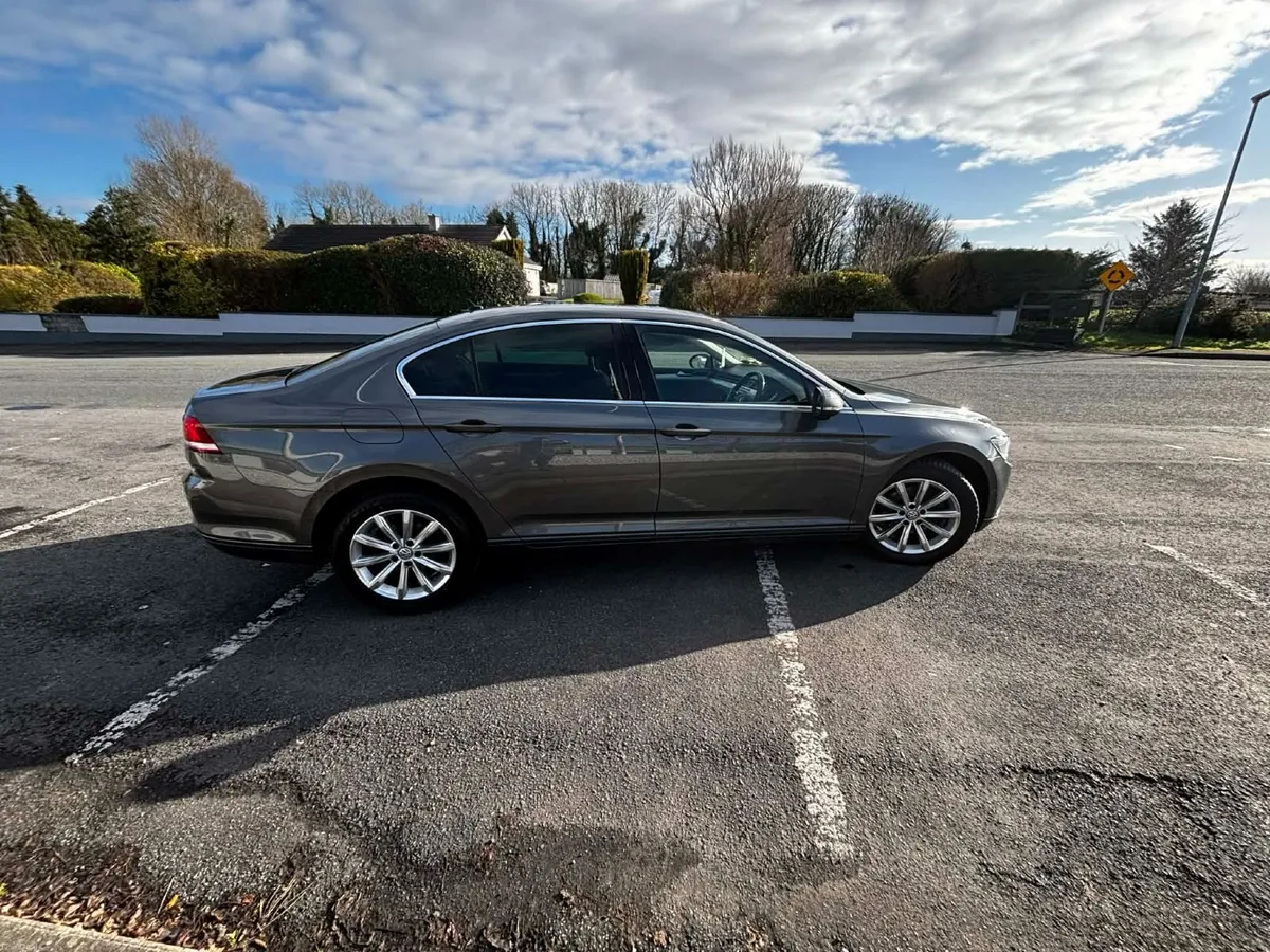 VOLKSWAGEN PASSAT 2.0 TDI SE BUSINESS,  NEW NCT!! - Image 3