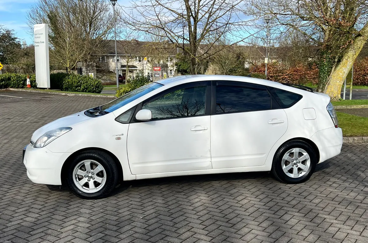 Toyota Prius 2008 1.5 Hybrid nct 8/26 tax 3/26 - Image 4