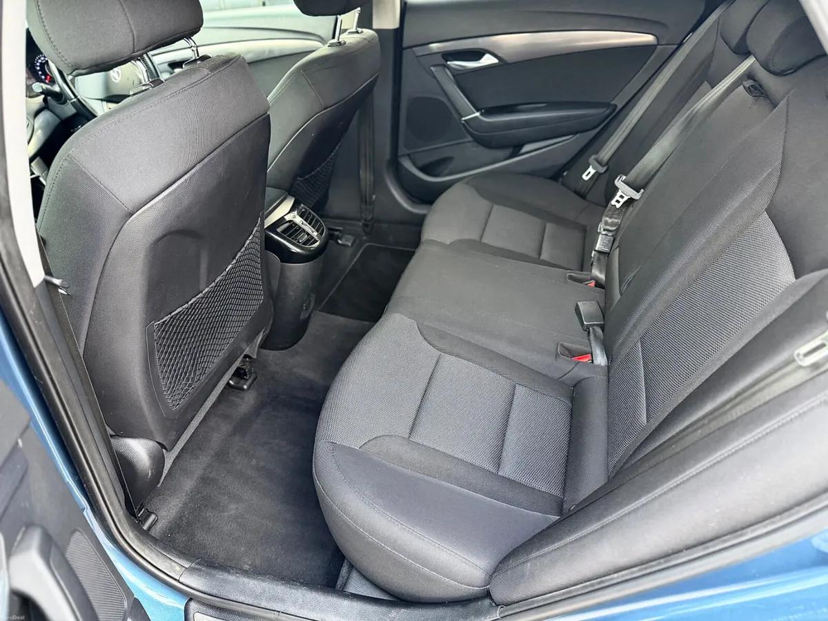 Hyundai i40 2015 Estate - Image 4