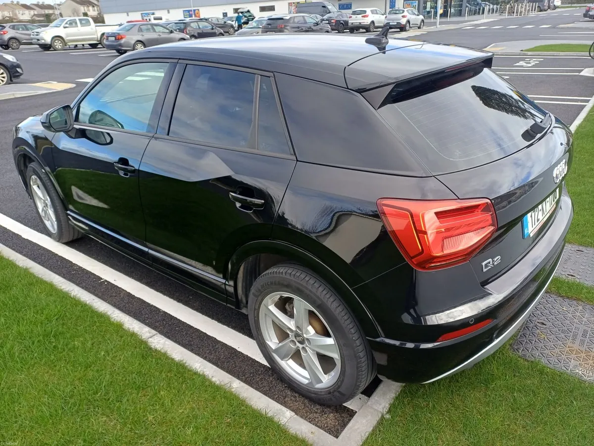 Audi Q2 2017 - Image 4