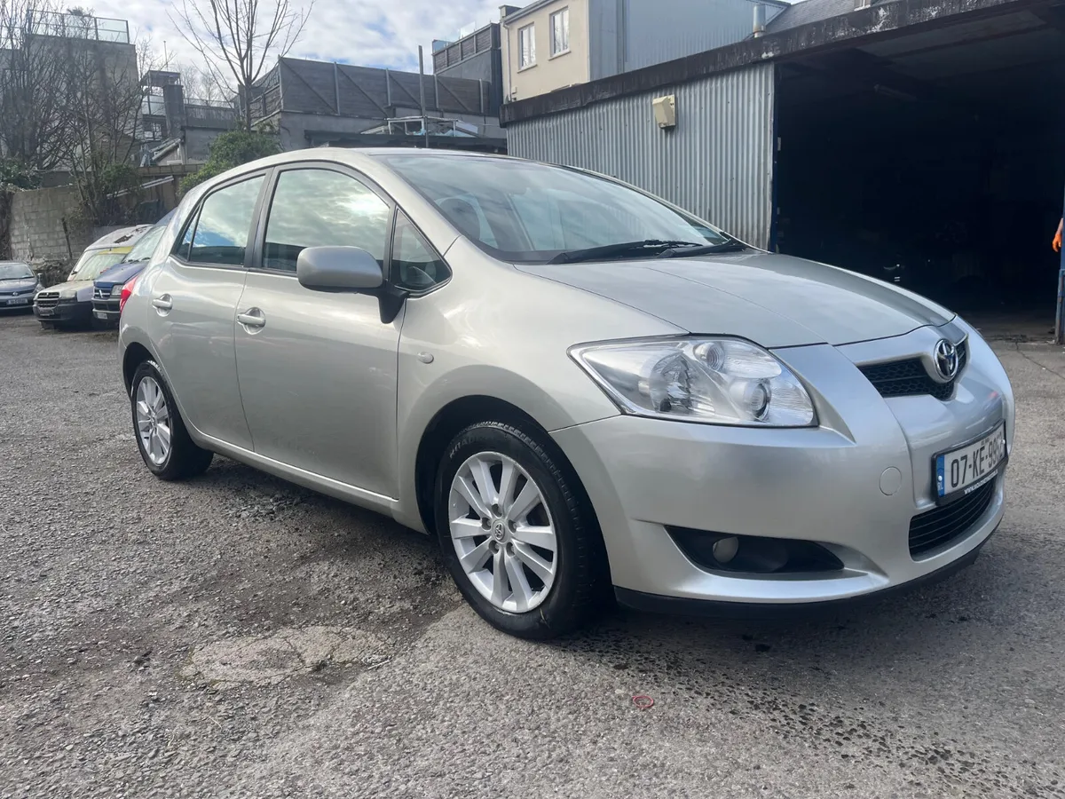 Toyota Auris 2007 ONLY 100,217 KLM, NCT & TAX - Image 1