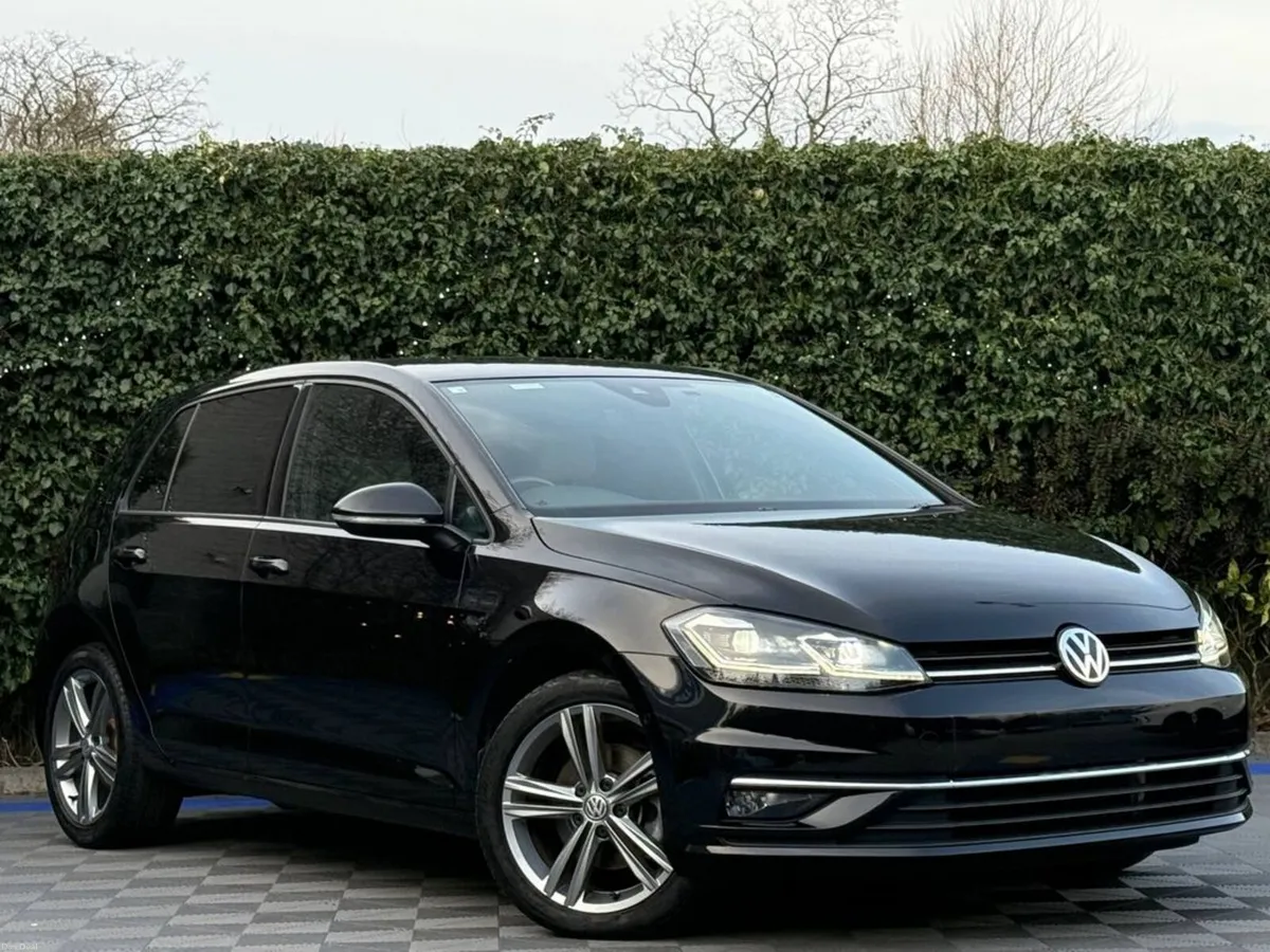 Volkswagen Golf HIGHLINE 2.0 TDI ** HUGE SPEC ** / - Image 1