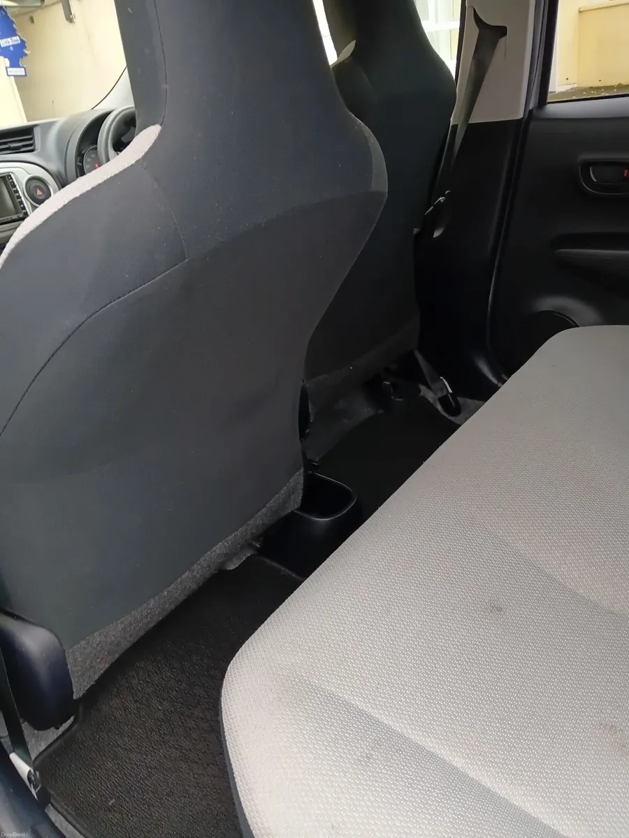 Toyota Vitz 2012 - Image 3