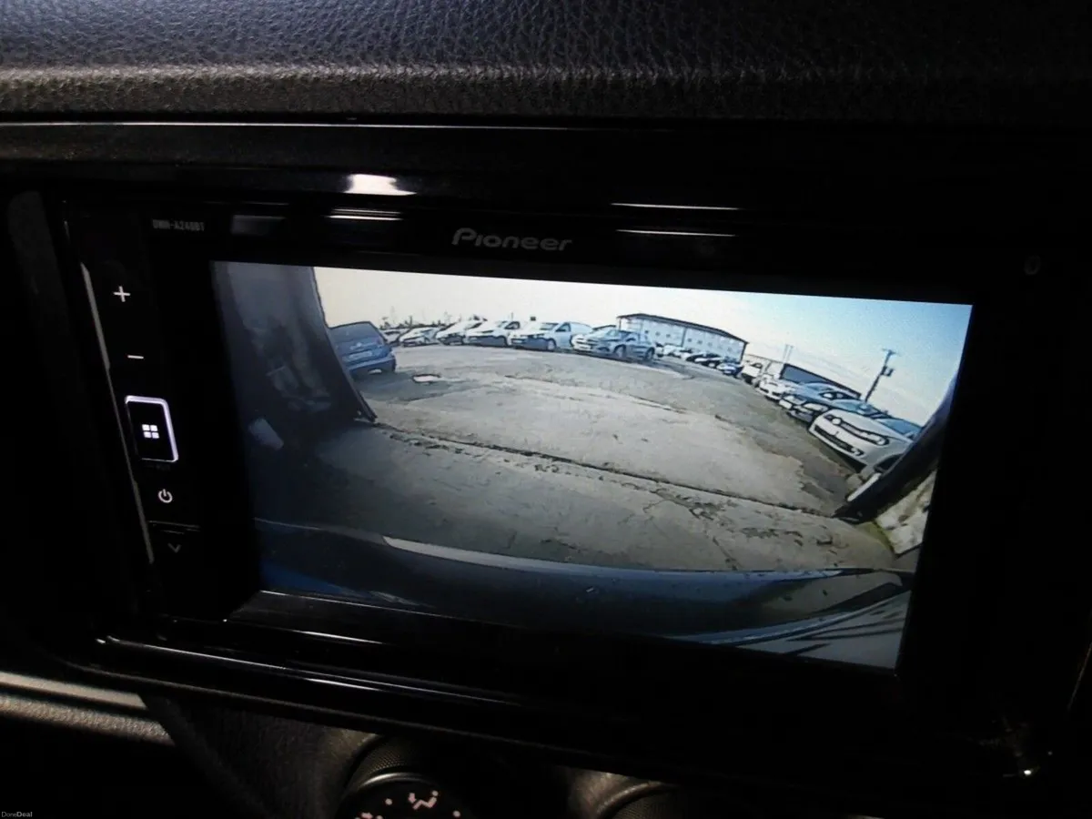 Toyota Vitz AUTOMATIC 1.0 VVT-i *NCT 5/27* - Image 4