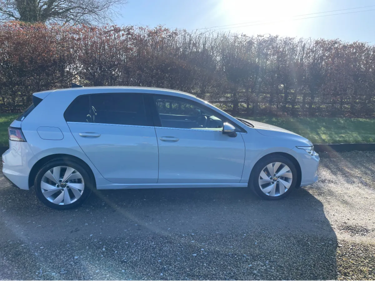 Volkswagen Golf 2.0 TDI 150 BHP DSG MK 8.5 - Image 4
