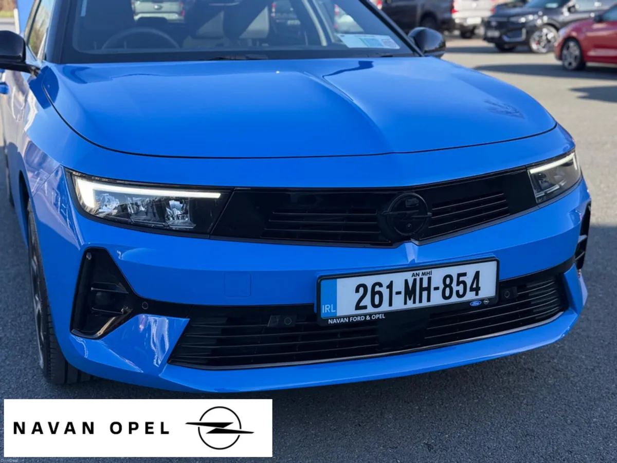 Opel Astra GS-Line 1.2T 130Ps - Image 4