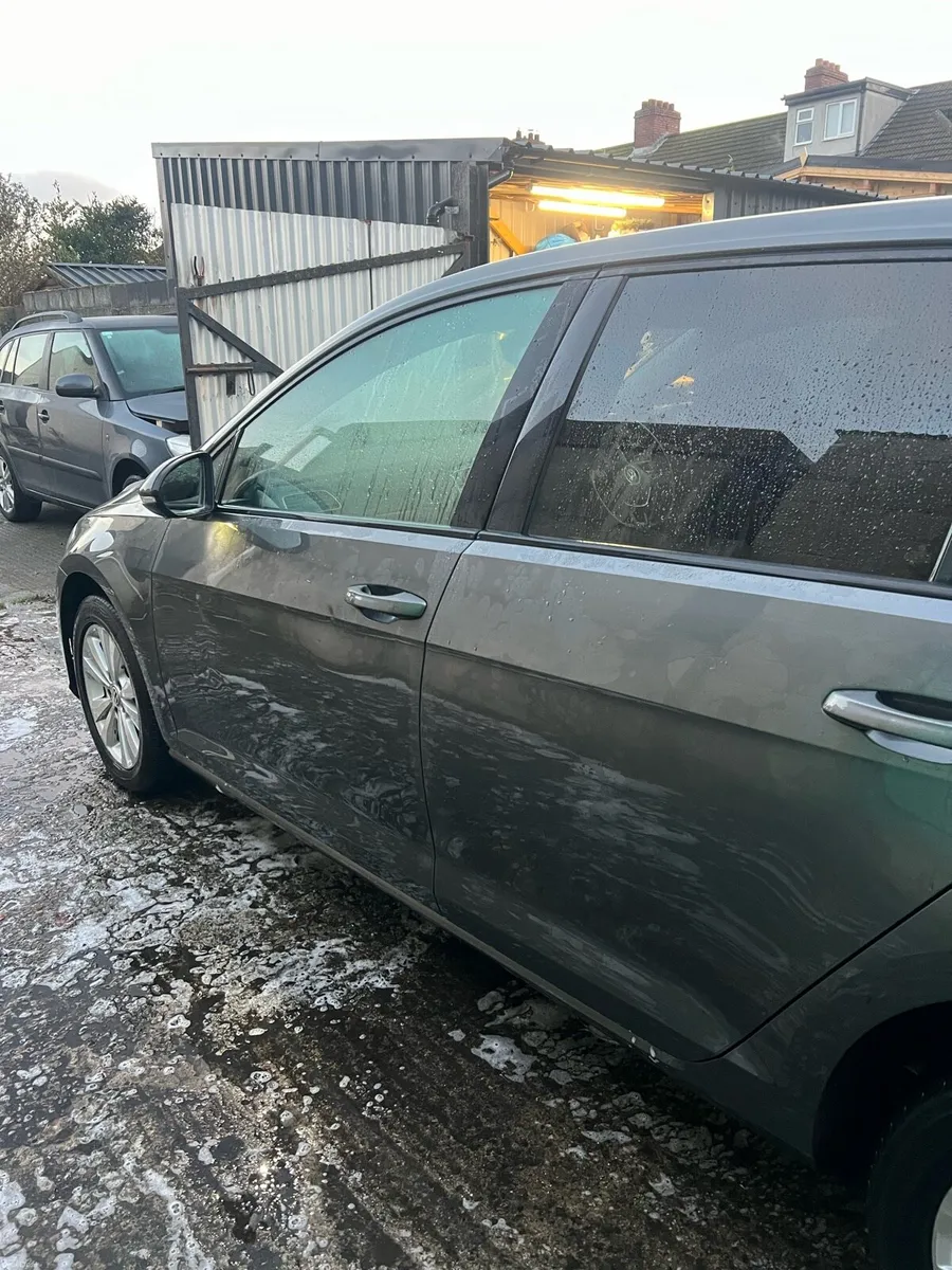 Volkswagen Golf - Image 3