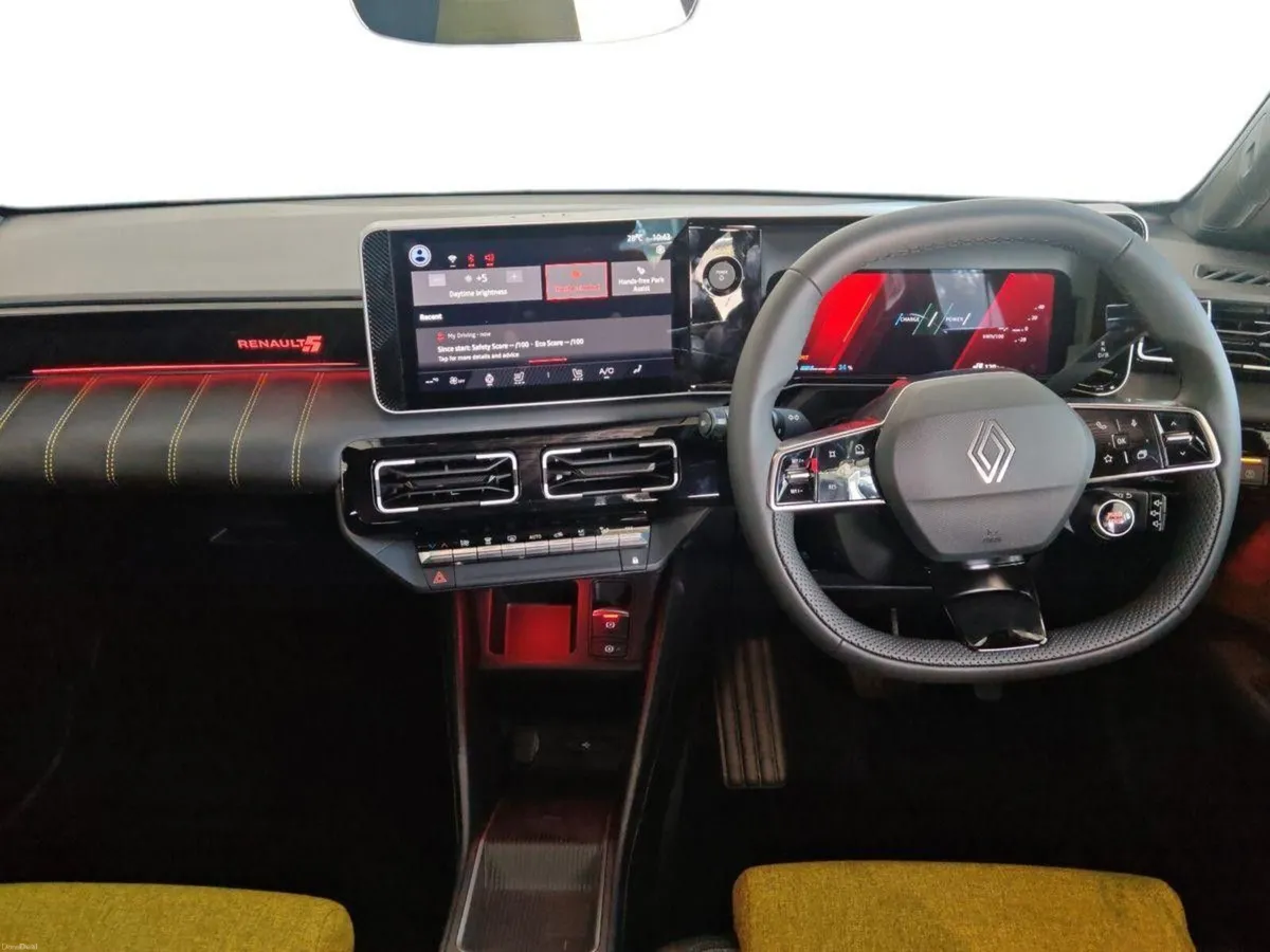 Renault 5 EV40 150hp Iconic - Image 2