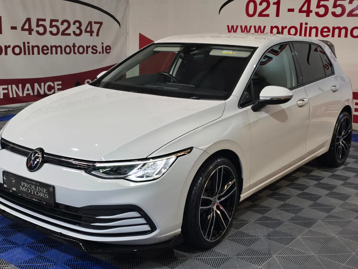 202 VW GOLF MK8 2.0 TDI MANUAL - Image 4