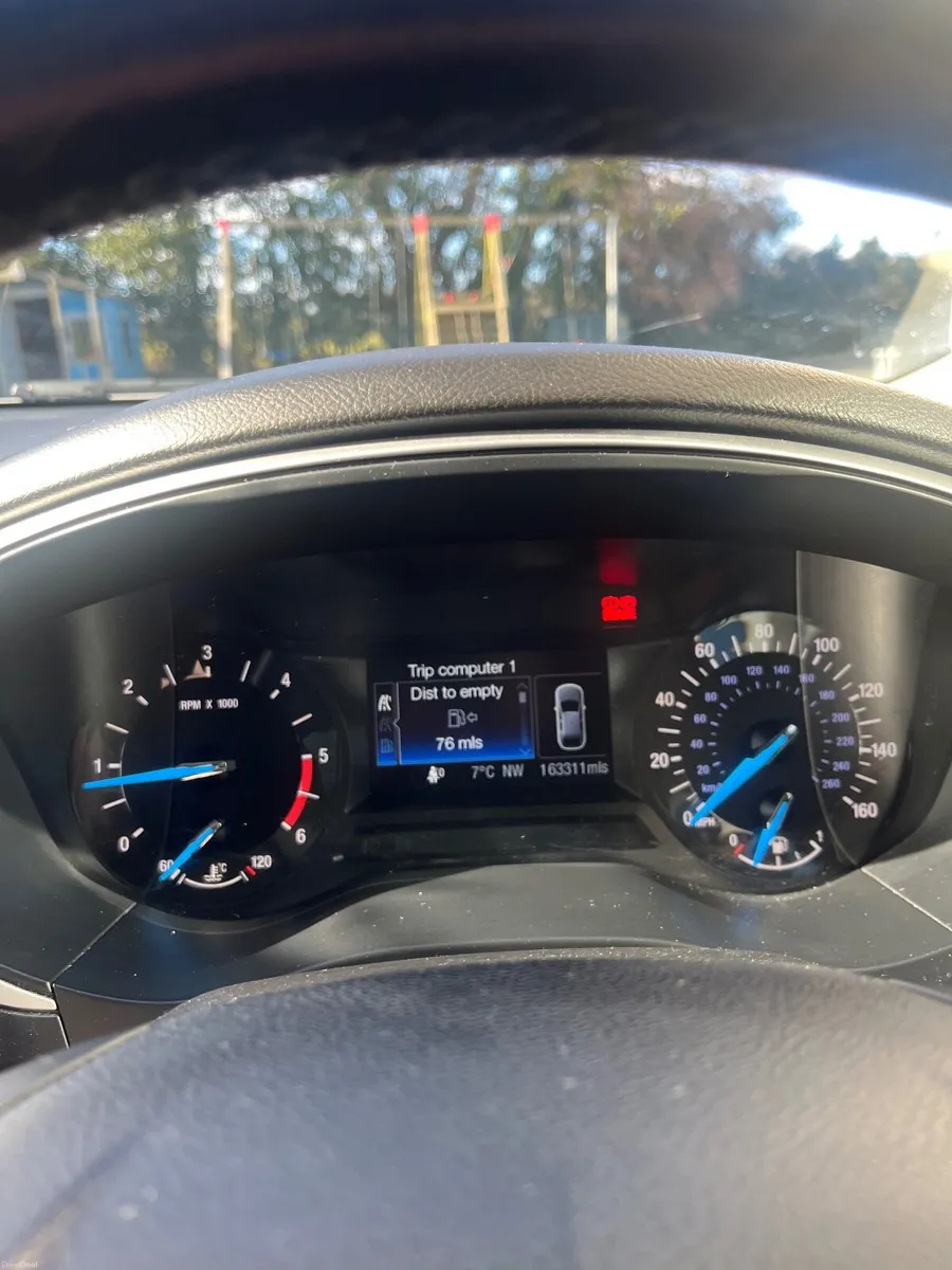 Ford Mondeo 2017 - Image 2