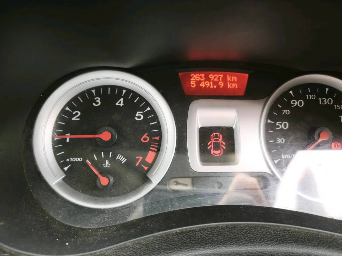 Renault Clio - Image 3