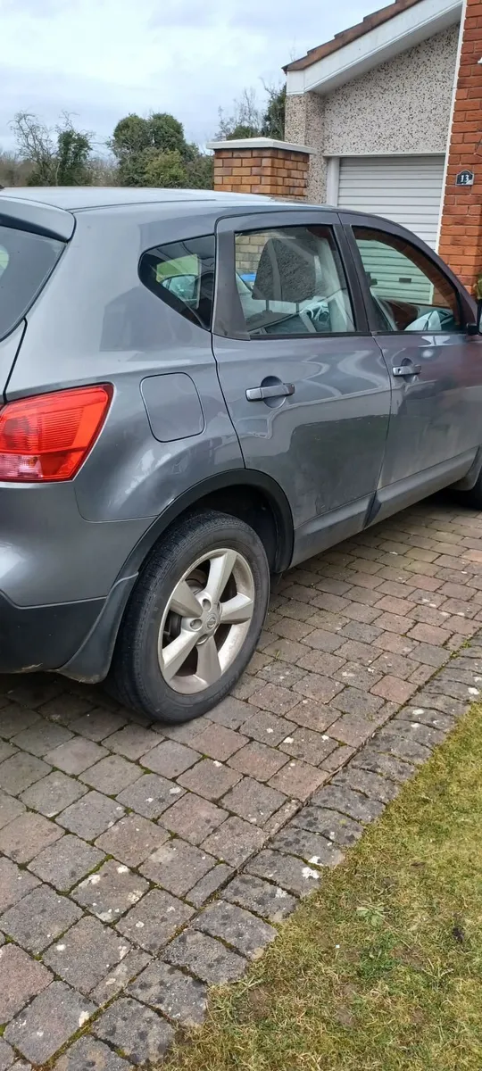 Nissan Qashqai 2007 - Image 1