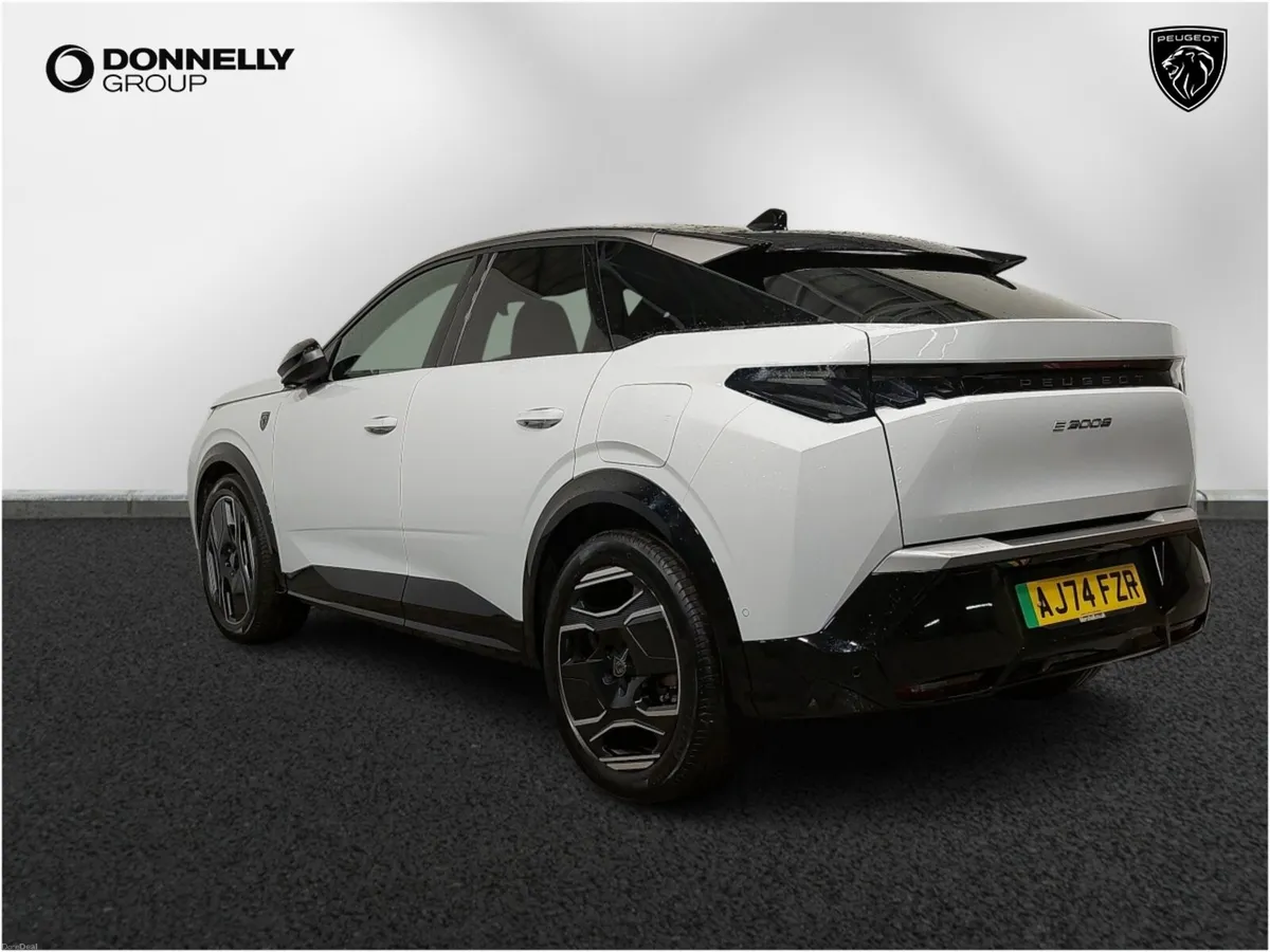 Peugeot 3008 E- Electric Estate GT - Image 2