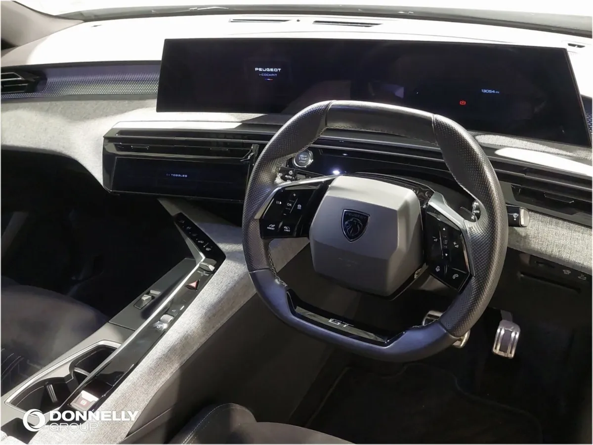 Peugeot 3008 E- Electric Estate GT - Image 4