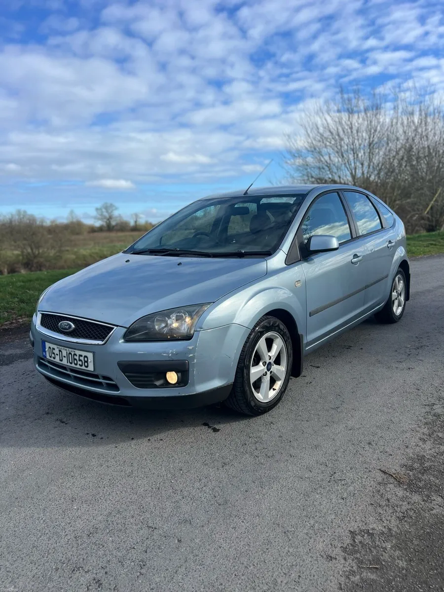 2005 FORD FOCUS 1.6 PETROL AUTOMATIC - Image 1