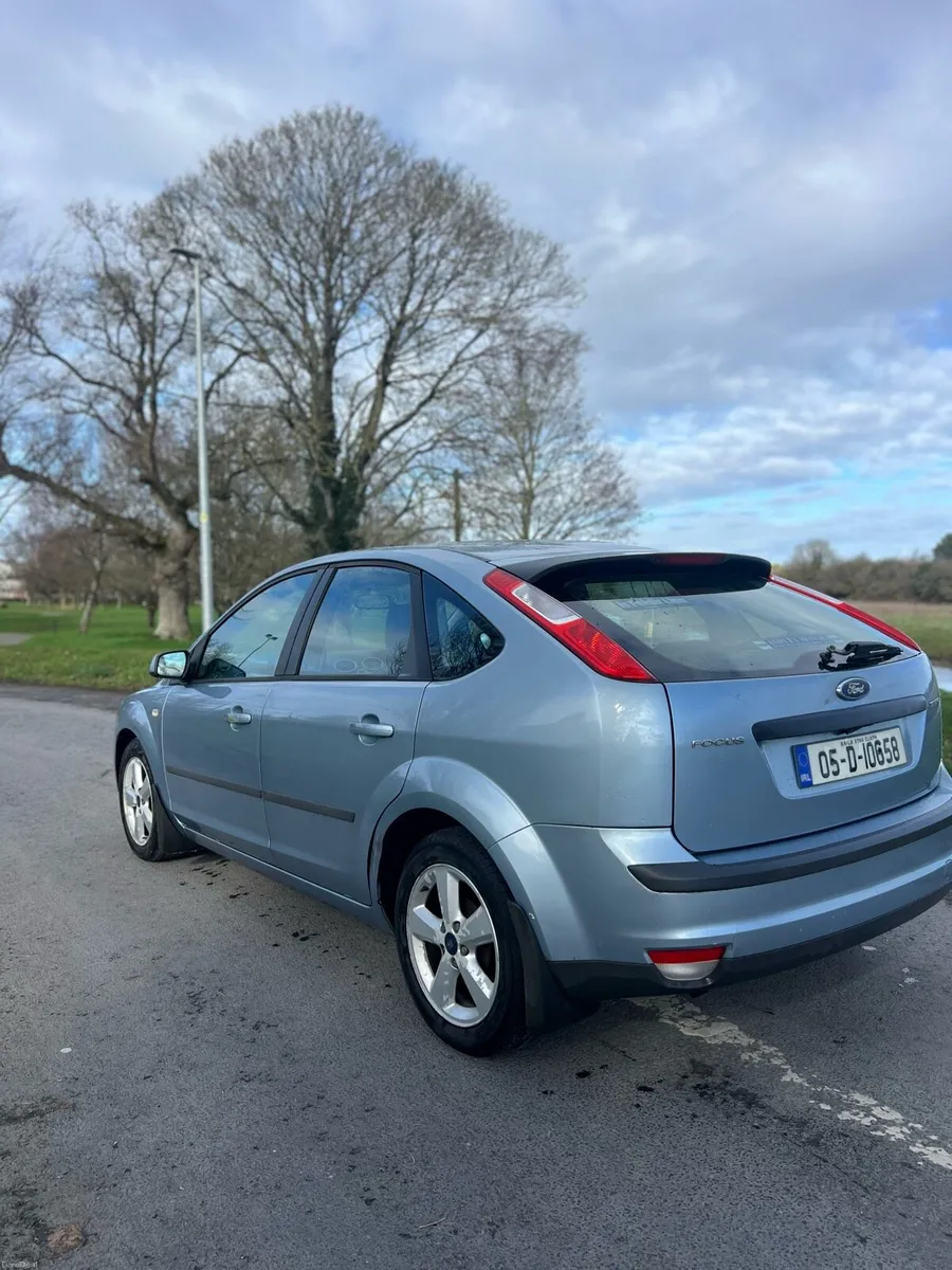 2005 FORD FOCUS 1.6 PETROL AUTOMATIC - Image 3