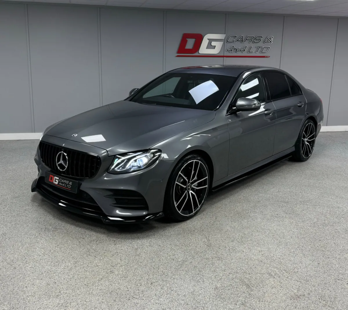 2017 Mercedes E220 AMG Line Automatic - Image 3