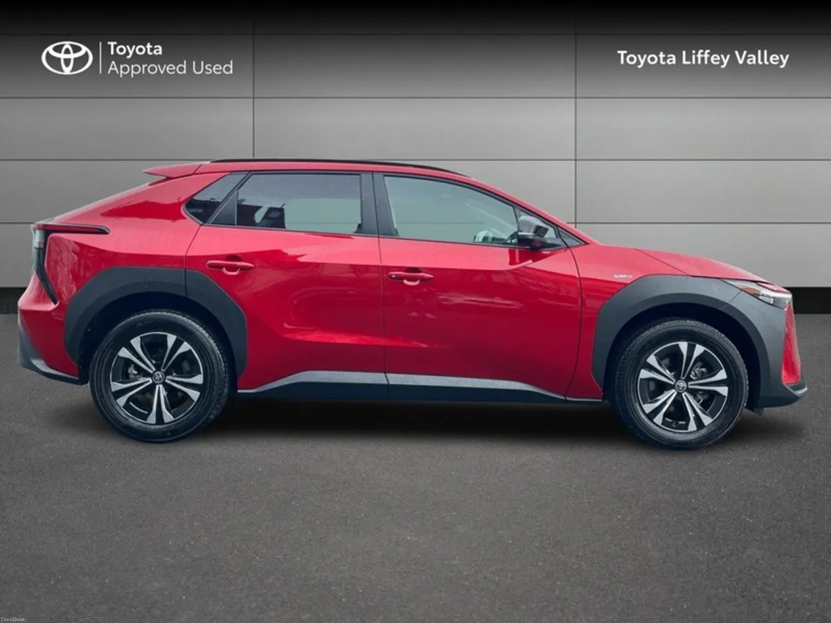 Toyota bZ4X BZ4X SPORT FWD - Image 3