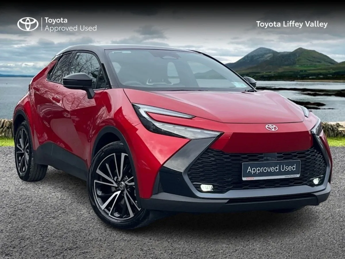 Toyota C-HR C-HR PHEV SOL - Image 1