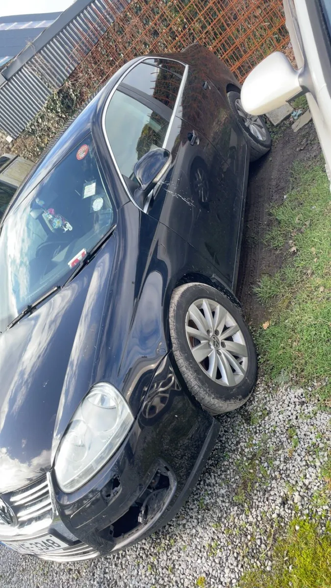 2007 Volkswagen Jetta - Image 2