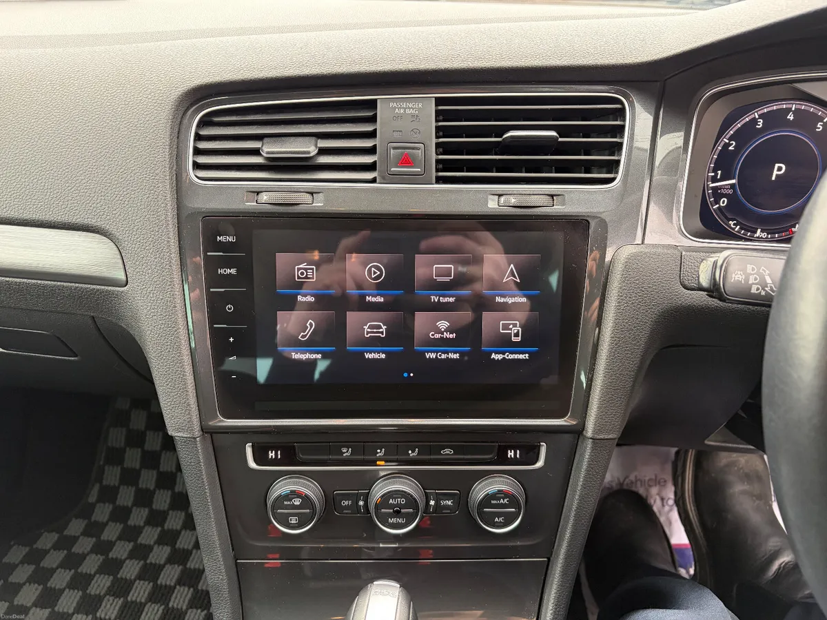 Volkswagen Golf 1.2 TSI Auto - Image 4