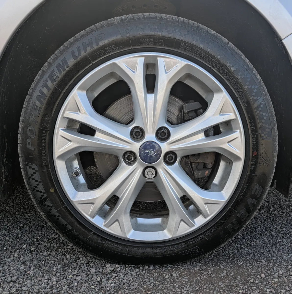 FORD S-MAX TITANIUM/ 7 SEATER /NCT &TAX - Image 3