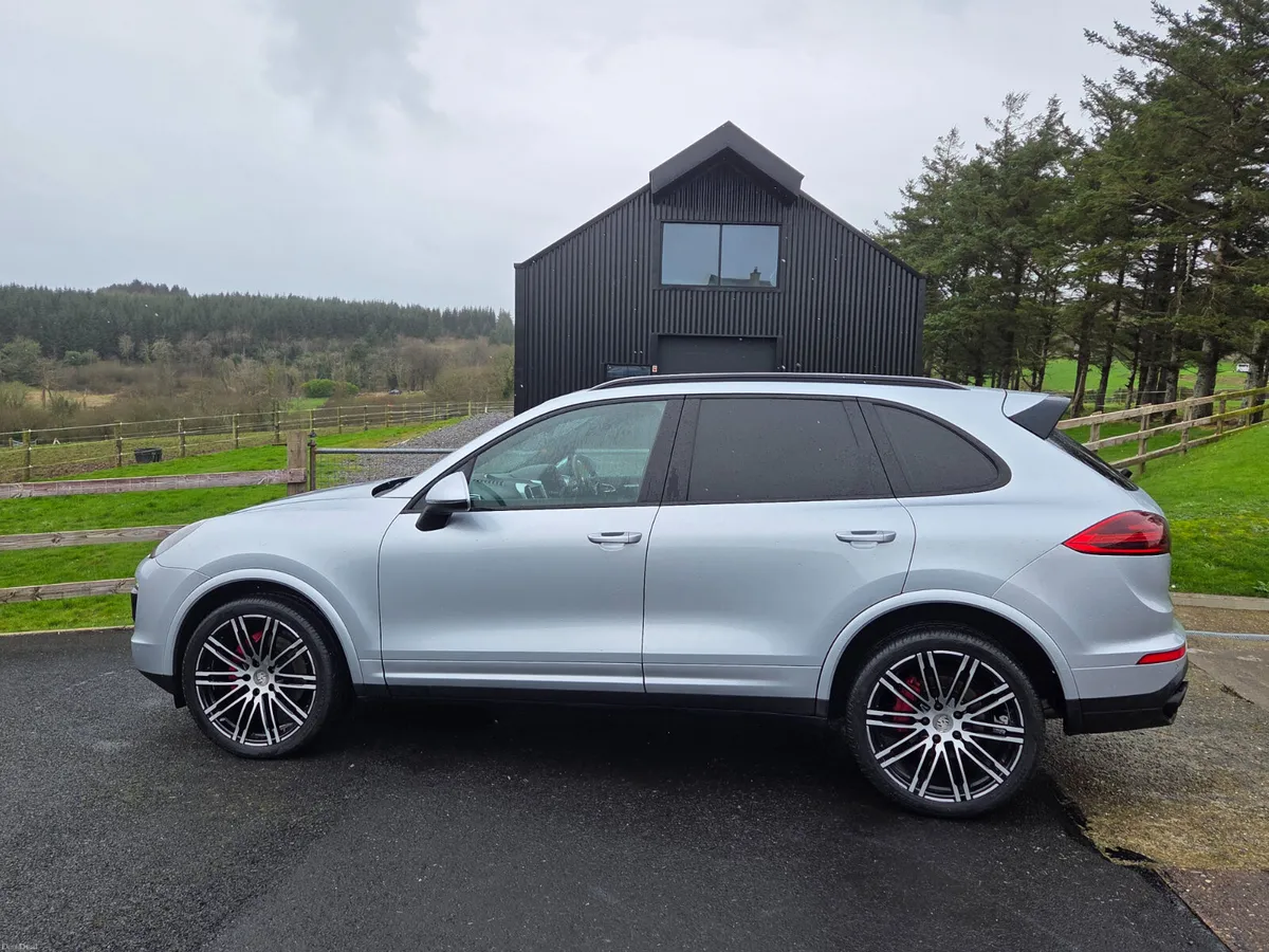 Porsche Cayenne 2018 - Image 3