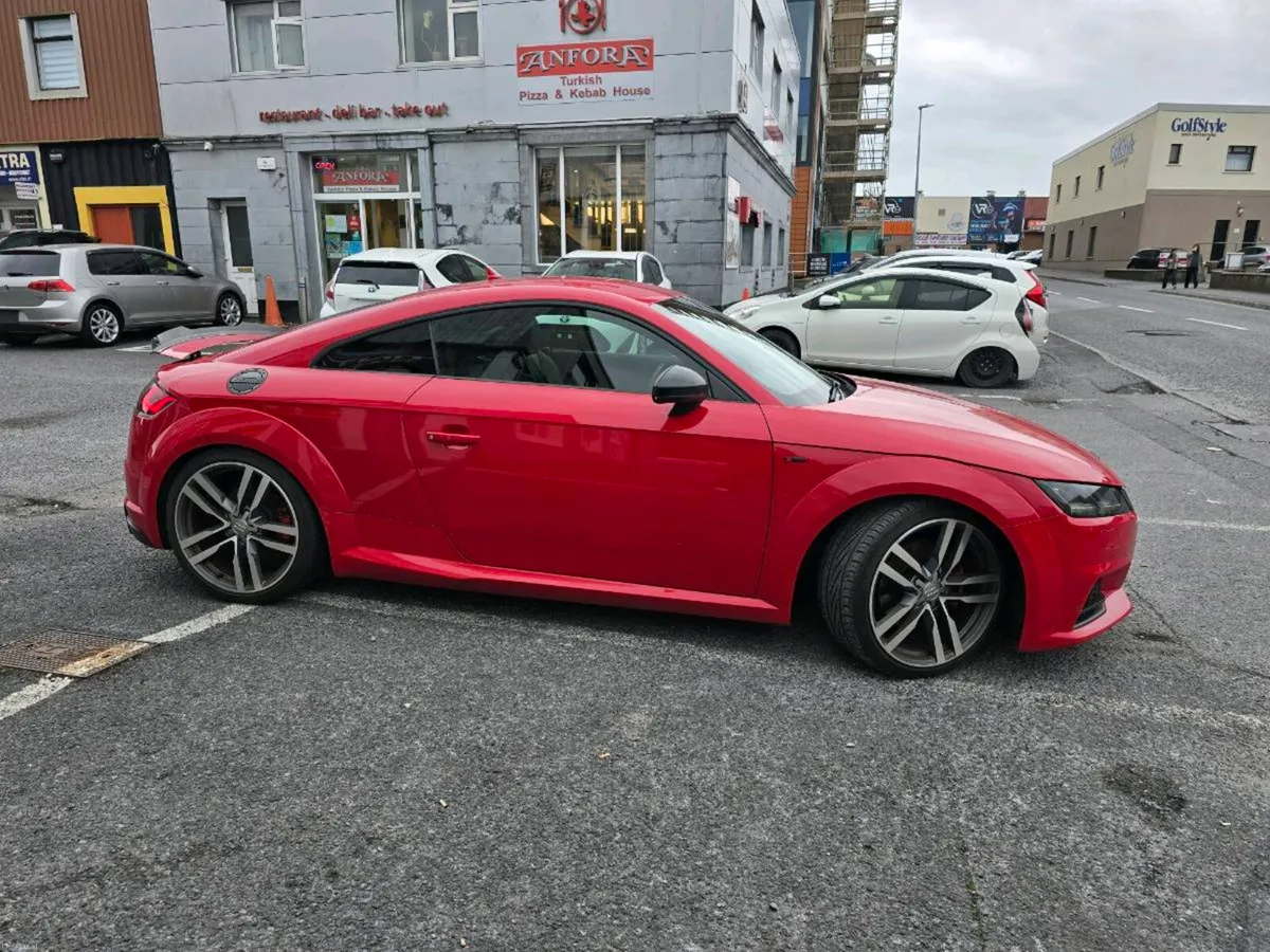 Audi TT 2.0 TFSI S line - Image 2