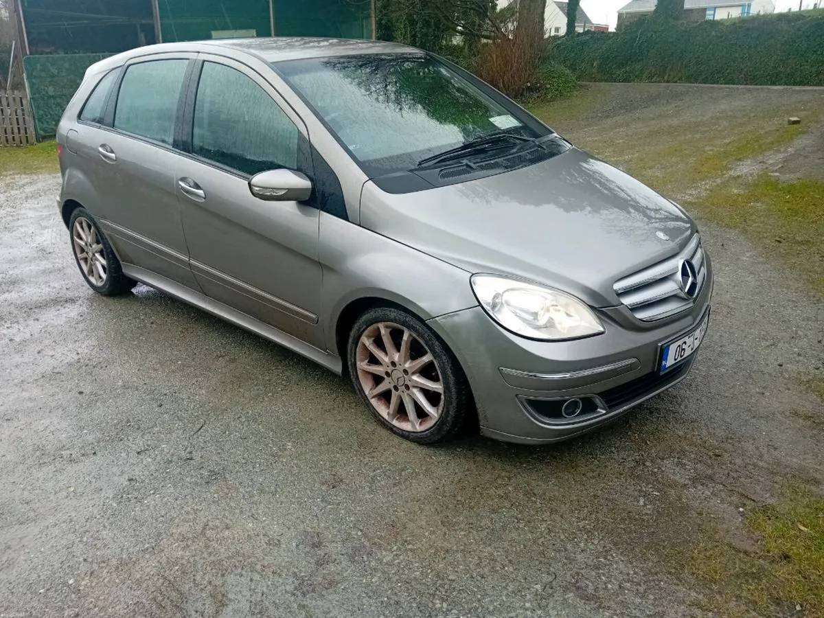 Merc B150 manual  2006 spares or repairs - Image 1