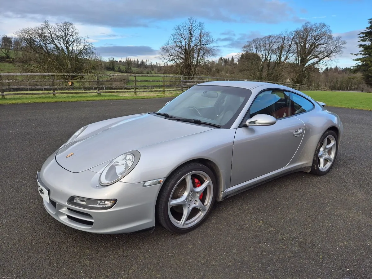 2005 Porsche 911 997 Carrera 4 - Image 3