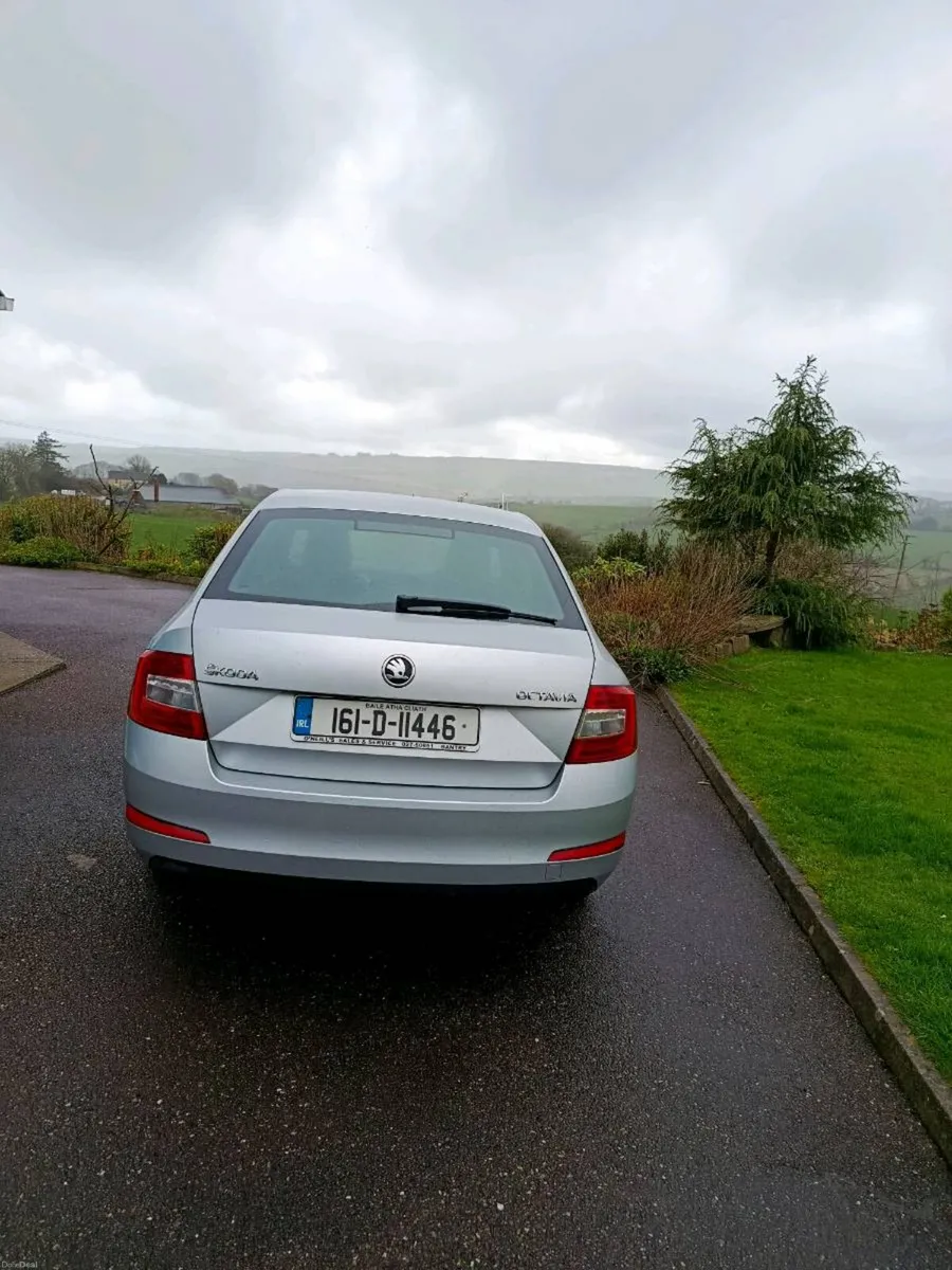 Skoda Octavia 1.6 Diesel Ambition - Image 4