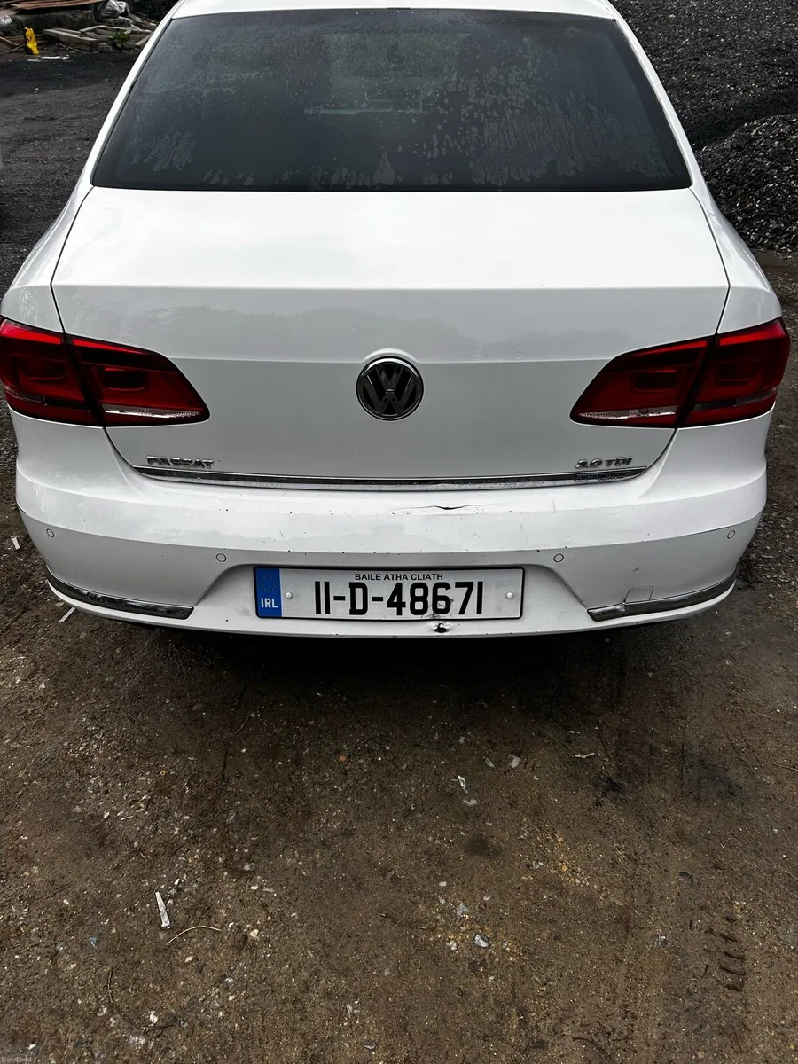 2011 Volswagen Passat 2.0 litre - Image 4