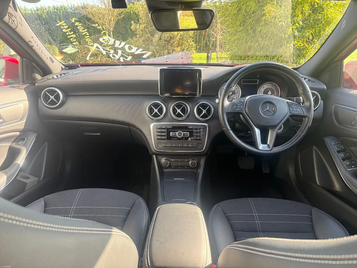 NEW! Japanese Import High Spec 152 Mercedes-Benz - Image 3