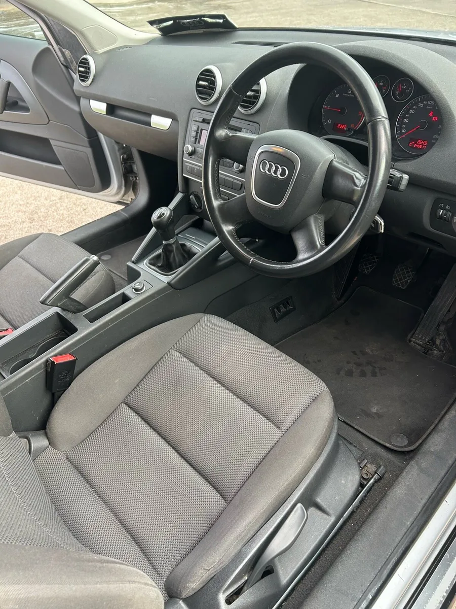 Audi A3 2011 Silver - Image 4