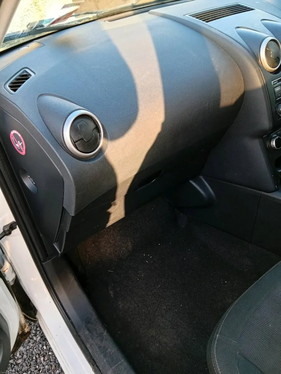 Car - Image 5