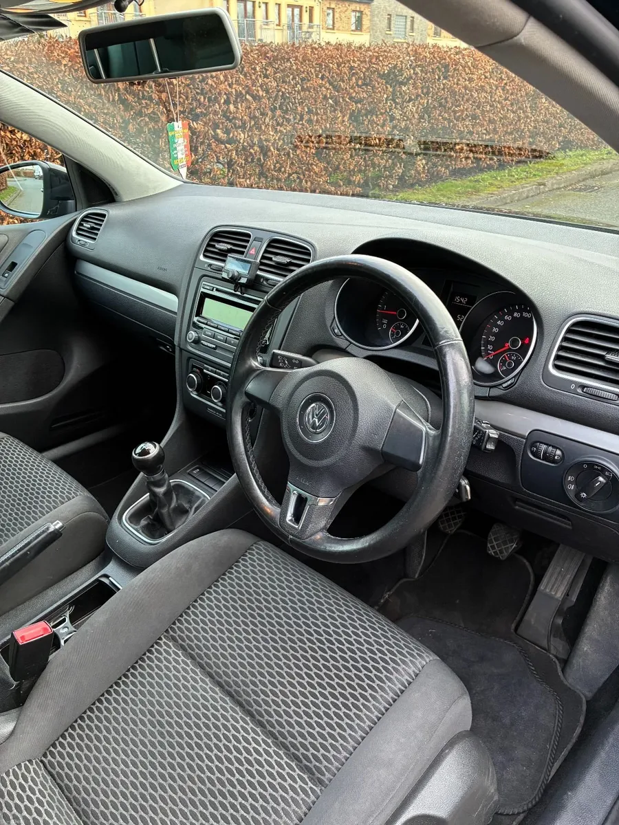 Volkswagen Golf 2012 - Image 4