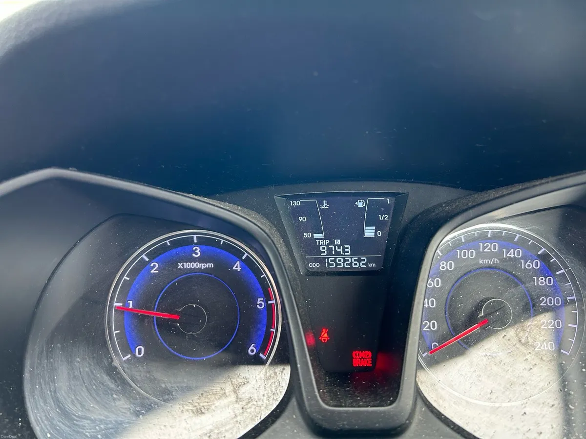 Hyundai ix20 read ad - Image 4