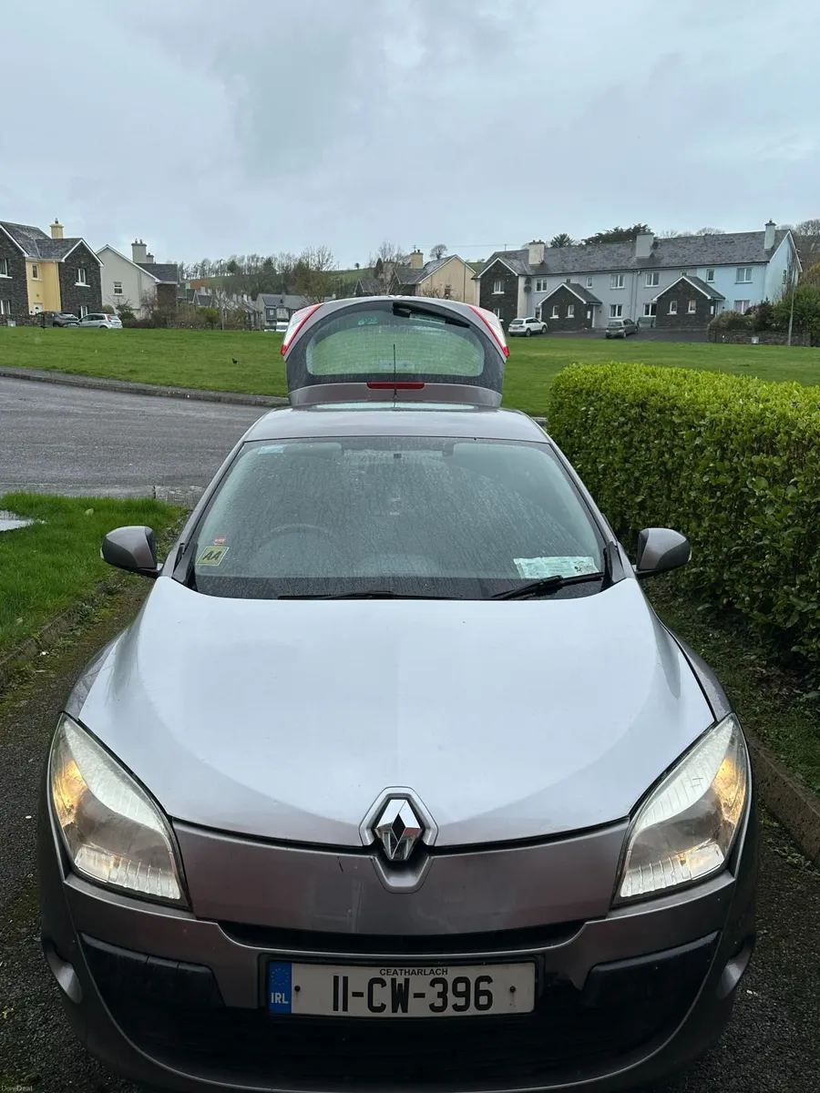 2011 Renault Megane, Taxed / NCT / Ideal First Car - Image 3